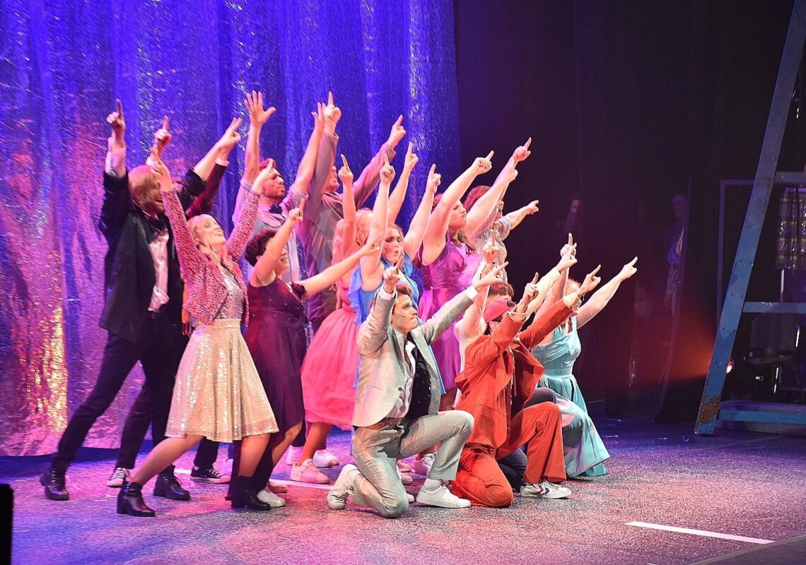 dsc_0211_edit_41048982653631