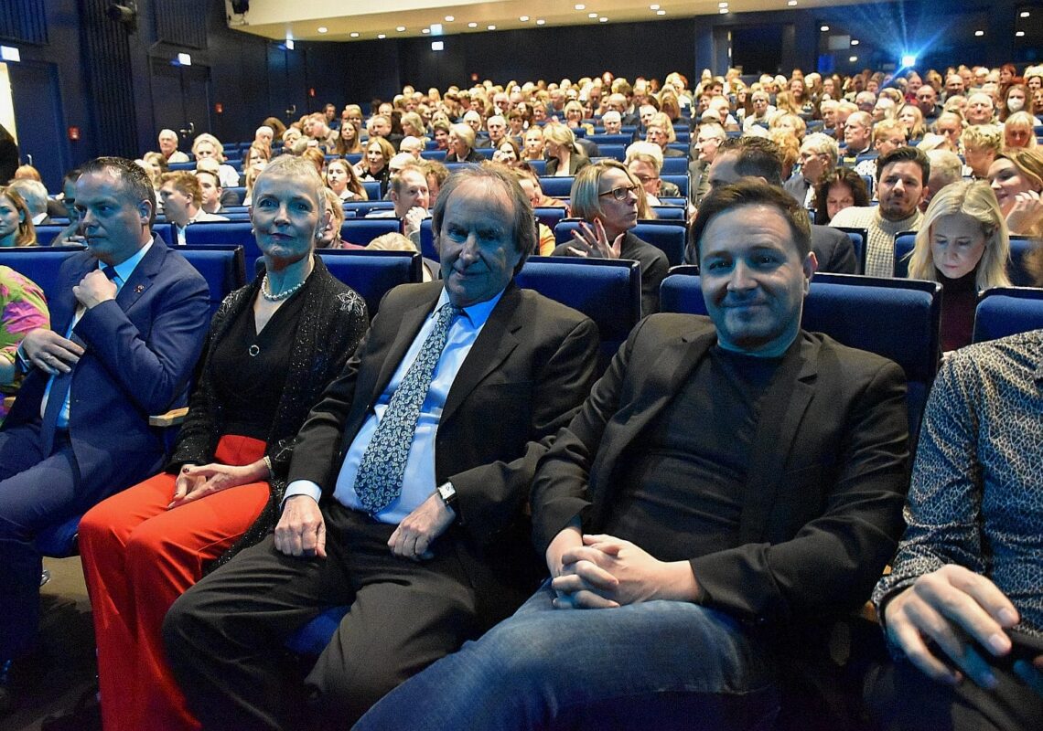 dsc_0296_4_edit_2095663584575