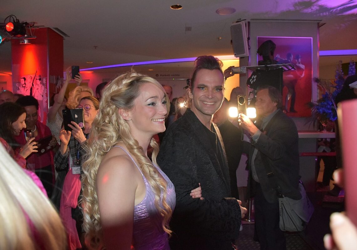 dsc_1045_2_edit_2741344818330