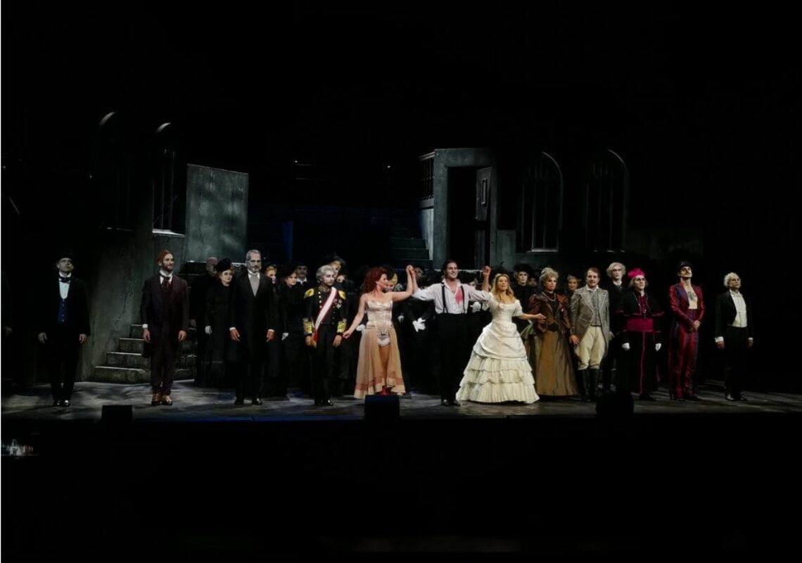 screenshot-2024-06-20-at-18-02-38-alexander-klaws-lehrt-im-musical-jekyll-&-hyde-in-darmstadt-den-zuschauern-das-fuerchten